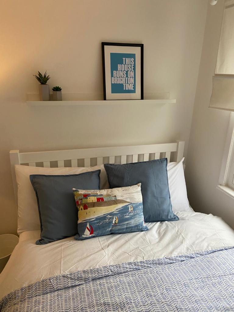 Centrally Located, Comfortable Apartment Near Station, Beach And North Laines Brighton Rom bilde