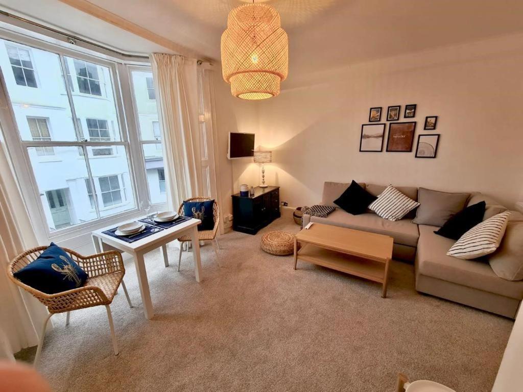Centrally Located, Comfortable Apartment Near Station, Beach And North Laines Brighton Rom bilde